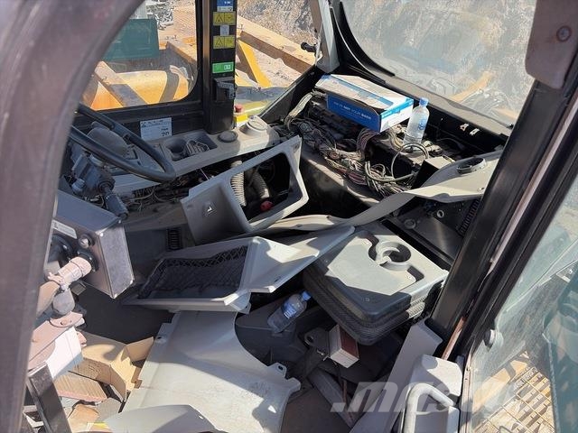 CAT 777F Midjestyrd dumper