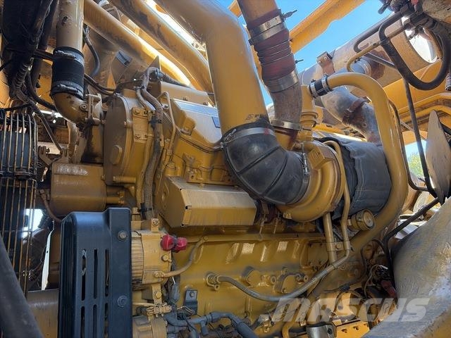 CAT 777F Midjestyrd dumper