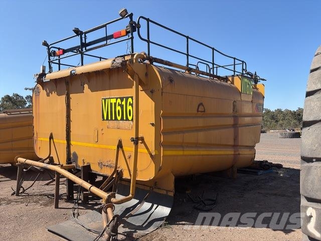 CAT 777F Midjestyrd dumper