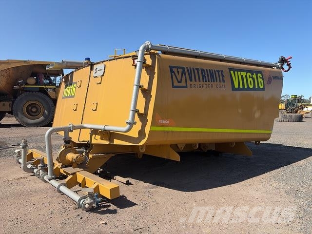 CAT 777F Midjestyrd dumper