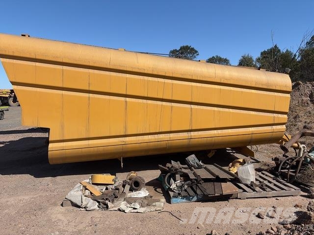 CAT 777F Midjestyrd dumper