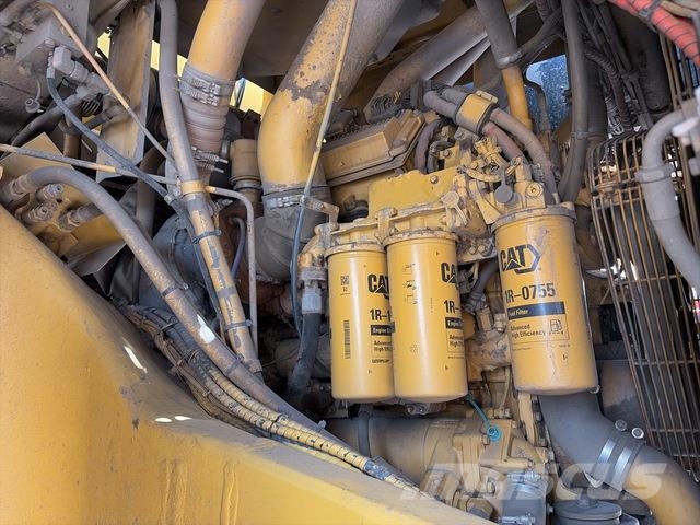 CAT 777F Midjestyrd dumper