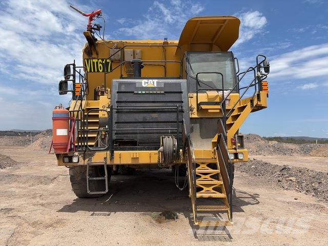 CAT 777F Midjestyrd dumper