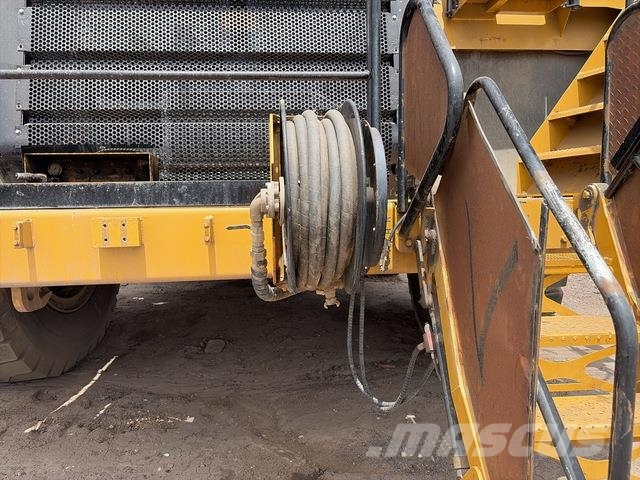 CAT 777F Midjestyrd dumper