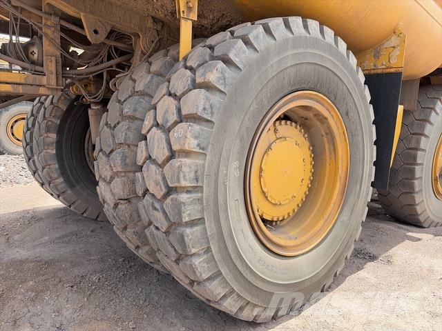 CAT 777F Midjestyrd dumper