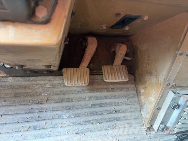 CAT 785B Midjestyrd dumper