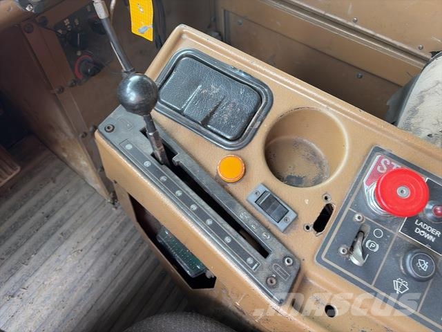 CAT 785B Midjestyrd dumper