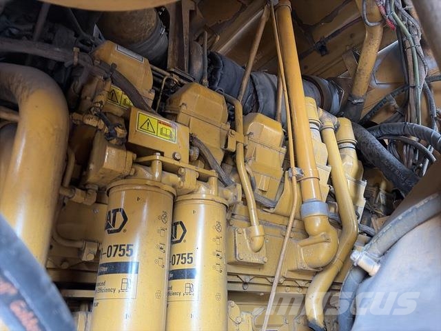 CAT 785B Midjestyrd dumper
