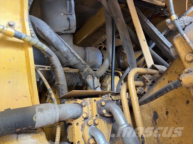 CAT 785B Midjestyrd dumper