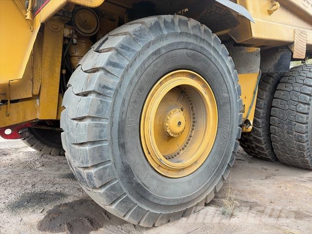 CAT 785B Midjestyrd dumper