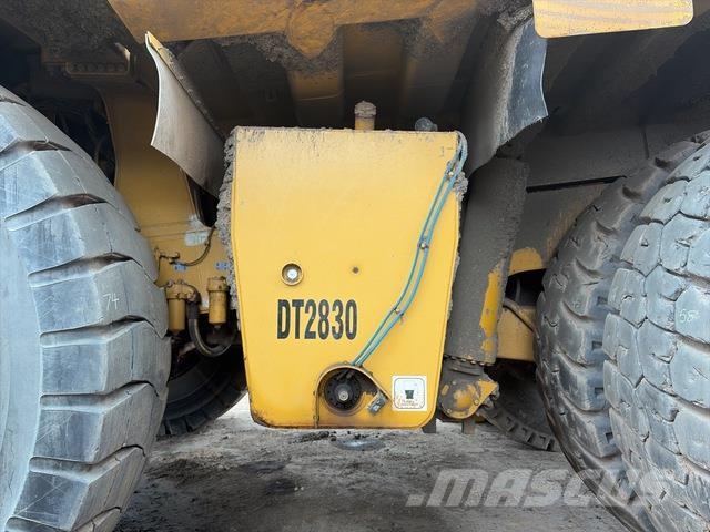 CAT 785B Midjestyrd dumper