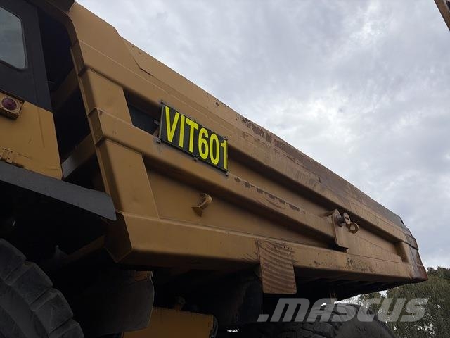 CAT 785B Midjestyrd dumper
