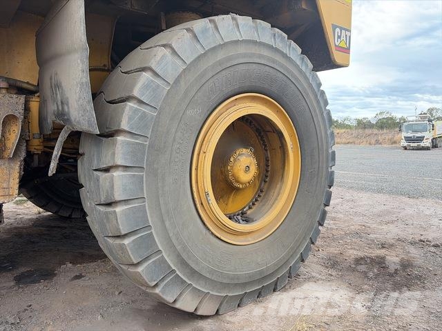 CAT 785B Midjestyrd dumper