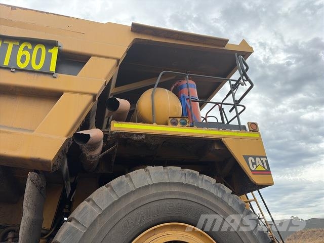 CAT 785B Midjestyrd dumper