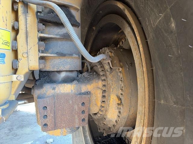 CAT 785B Wozidła przegubowe