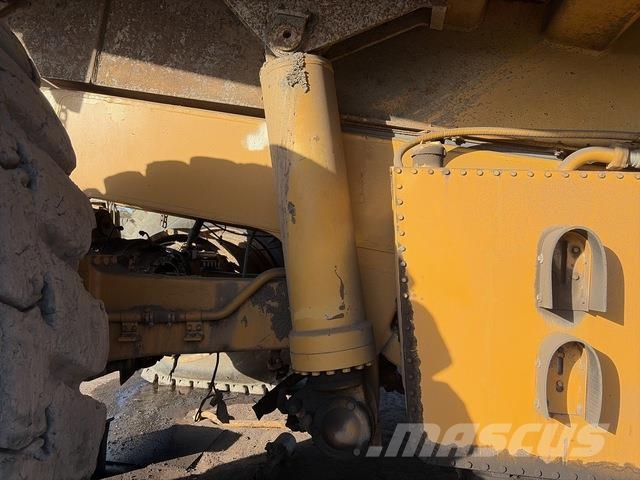 CAT 785B Wozidła przegubowe