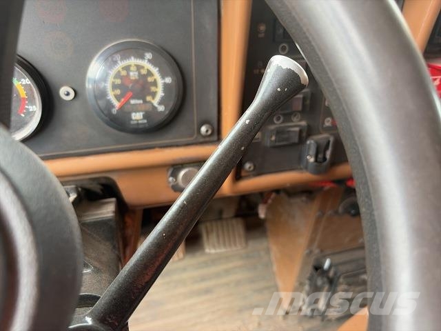 CAT 785B Midjestyrd dumper