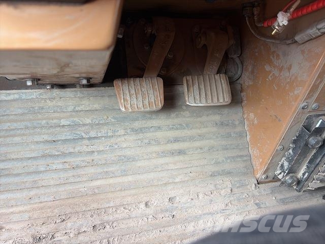 CAT 785B Midjestyrd dumper