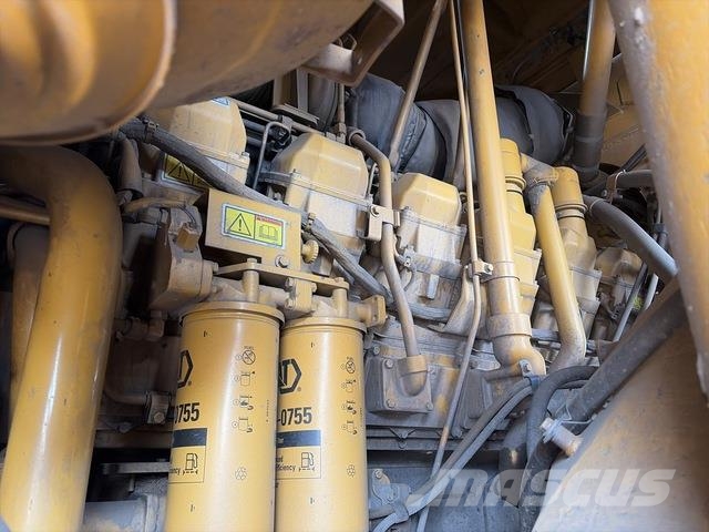 CAT 785B Midjestyrd dumper