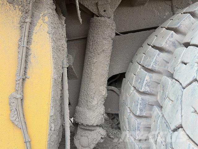 CAT 785B Midjestyrd dumper