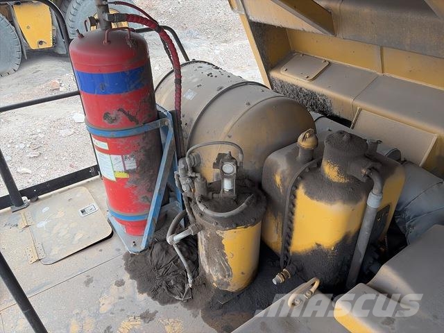 CAT 785B Midjestyrd dumper