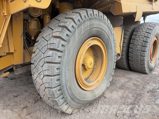 CAT 785B Midjestyrd dumper