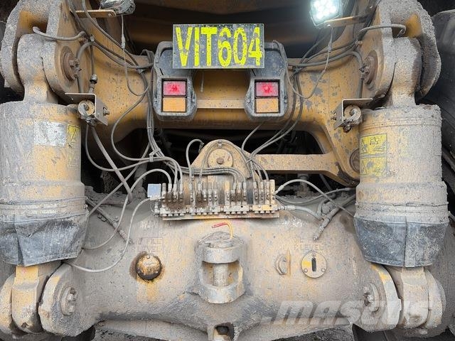 CAT 785B Midjestyrd dumper