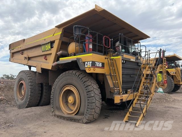 CAT 785B Midjestyrd dumper