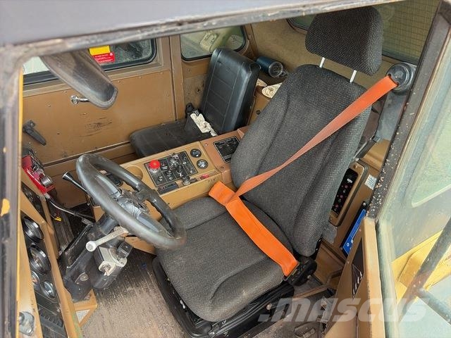 CAT 785B Midjestyrd dumper
