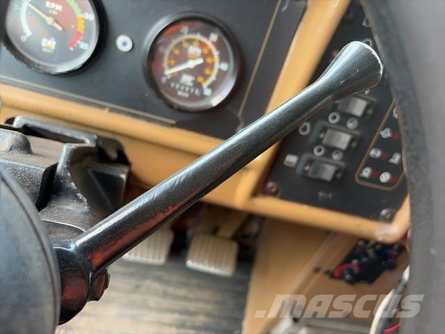 CAT 785B Midjestyrd dumper