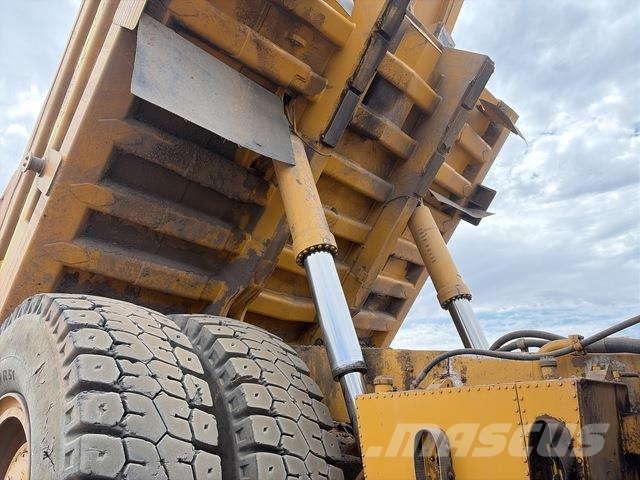 CAT 785B Midjestyrd dumper