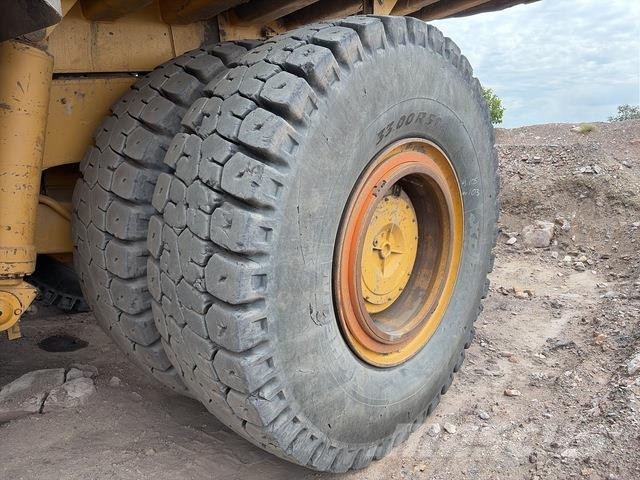 CAT 785B Midjestyrd dumper