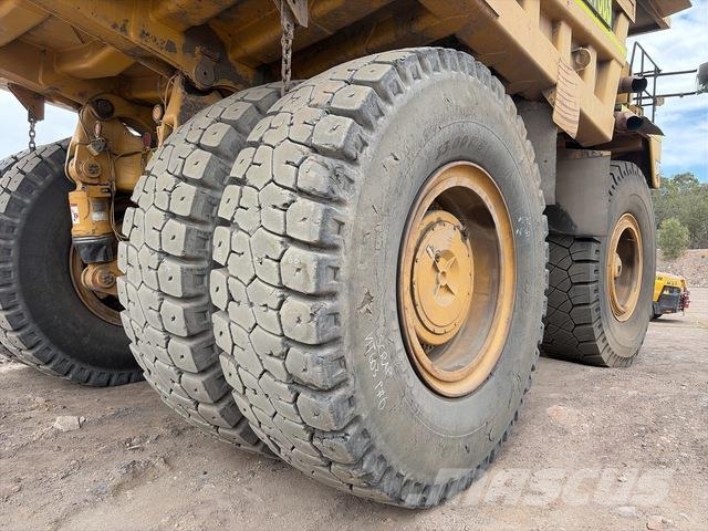 CAT 785B Midjestyrd dumper