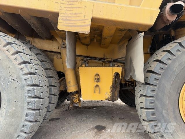 CAT 785B Midjestyrd dumper