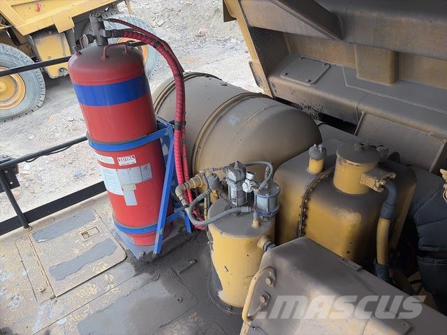 CAT 785B Midjestyrd dumper