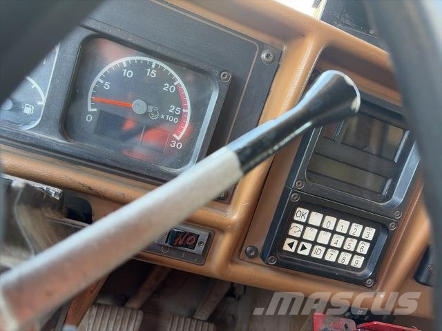 CAT 785B Wozidła przegubowe