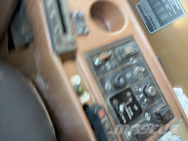 CAT 785B Wozidła przegubowe