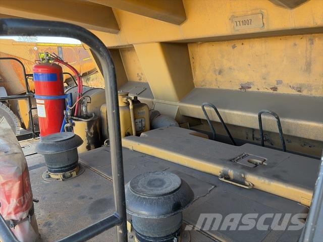 CAT 785B Wozidła przegubowe