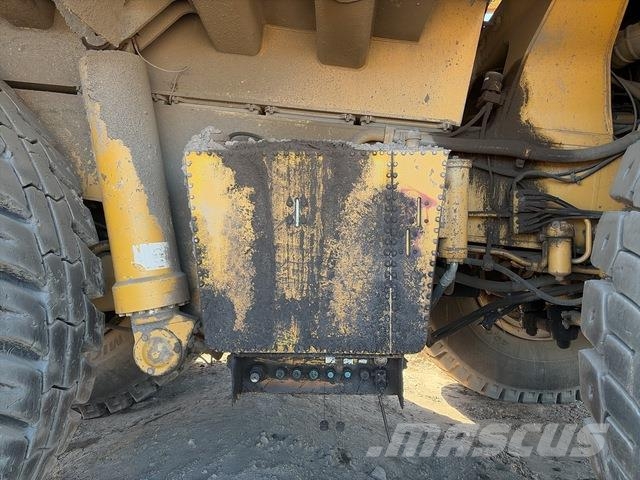CAT 789 Wozidła przegubowe