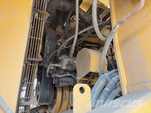 CAT 789 Articulated Haulers