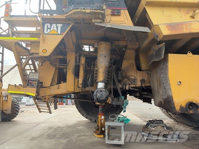 CAT 789 Articulated Haulers