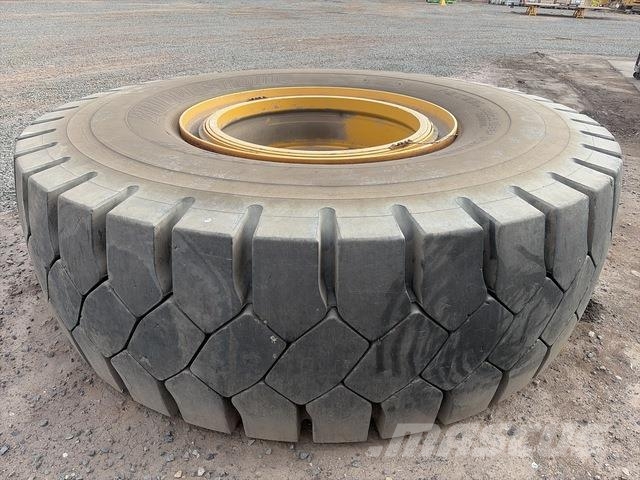 CAT 789 Articulated Haulers