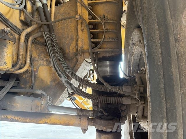 CAT 789 Articulated Haulers