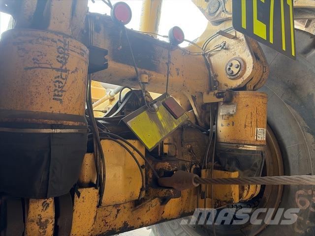 CAT 789B Wozidła przegubowe