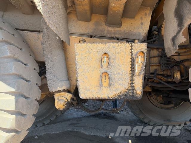 CAT 789B Wozidła przegubowe