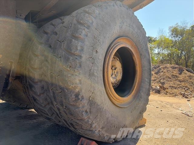 CAT 789B Articulated Haulers