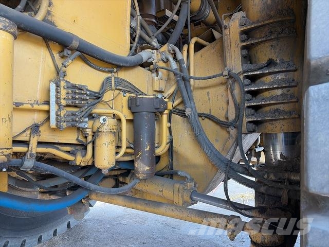 CAT 789C Wozidła przegubowe
