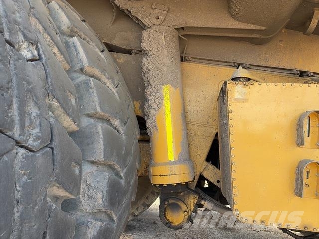 CAT 789C Wozidła przegubowe