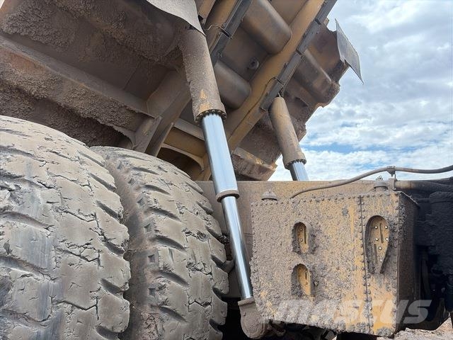 CAT 789C Wozidła przegubowe