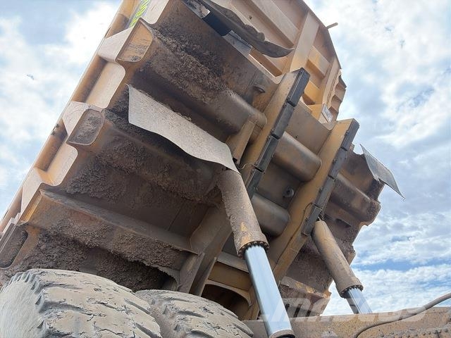 CAT 789C Wozidła przegubowe